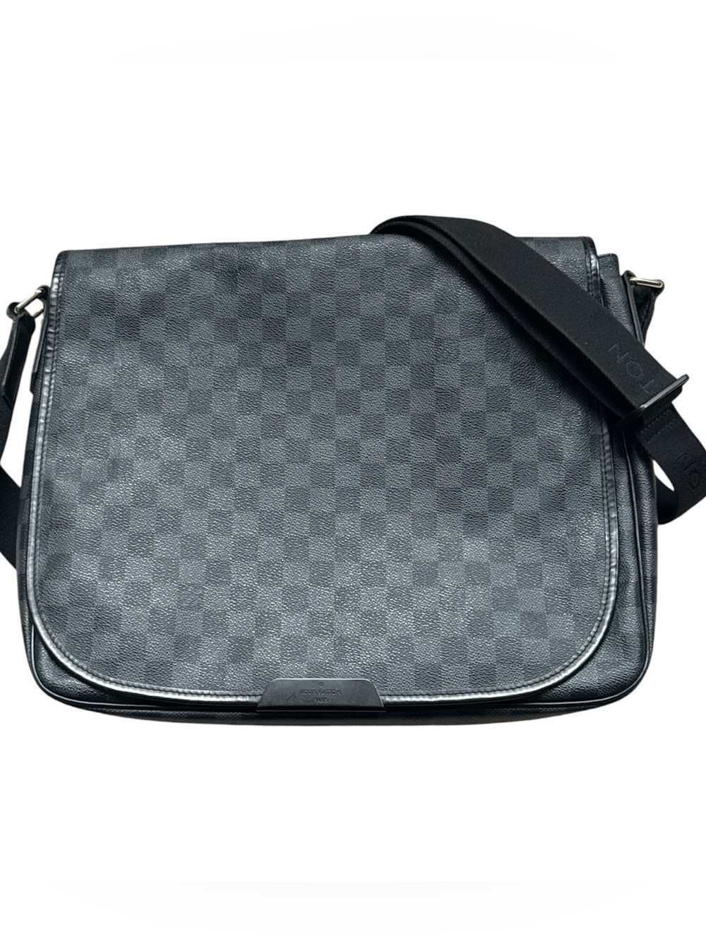 Louis Vuitton Black Damier Graphite Messenger Bag - Picture 2 of 9